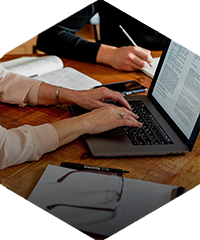 Real-time note-taking and task progress tracking for teams.